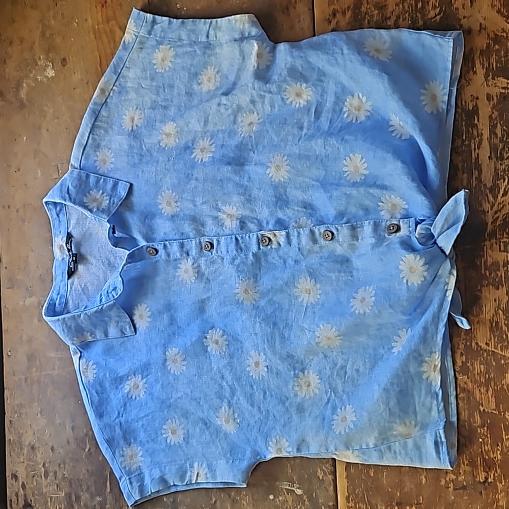 Linen tie and button front shirt